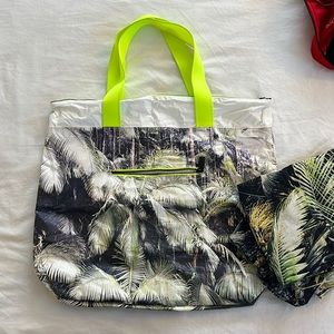 ALOHA Collection Day Tripper Tote Bag with wrap